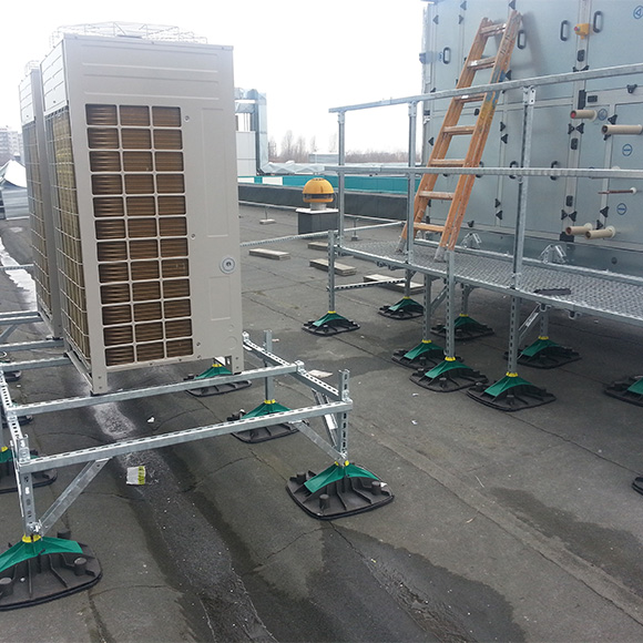 Чиллер на опорах