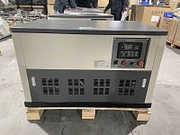 Бензиновый генератор АМПЕРОС LT25000E в кожухе (миниатюра)